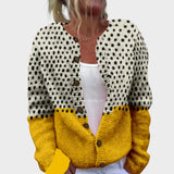 Isabella – Herbstliche Strickjacke mit zweifarbigen Punkten
