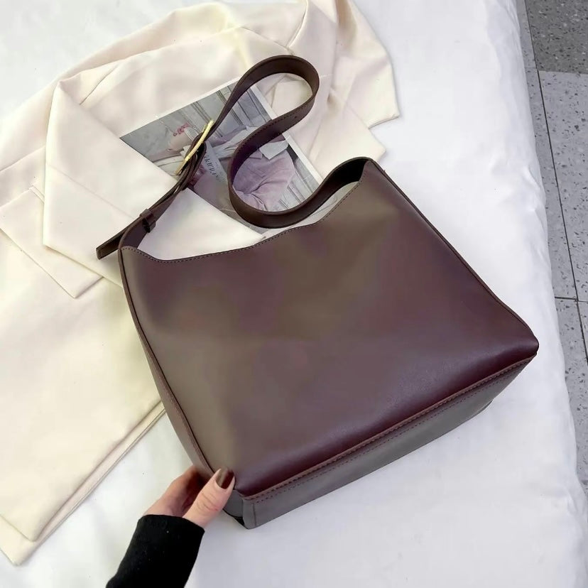 Stacy™ | Elegante Kunstleder Handtasche