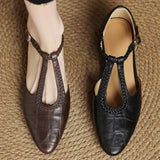 Greta | Klassische Leder-T-Steg-Schuhe mit geflochtenem Detail