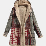Scarlet – Bordeauxroter Sherpa-Mantel mit geometrischem Muster